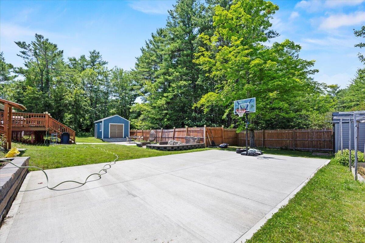 main property photo 40