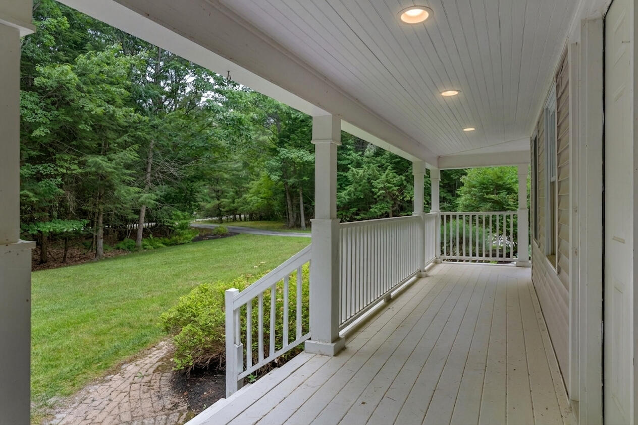main property photo 6