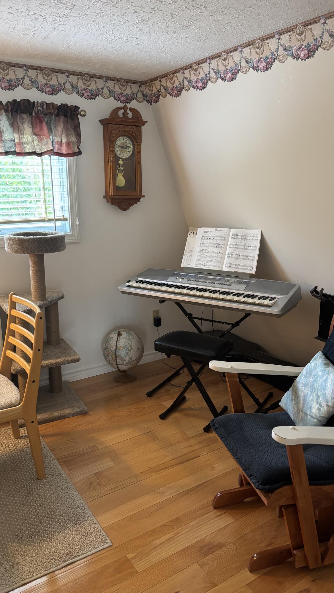 main property photo 50