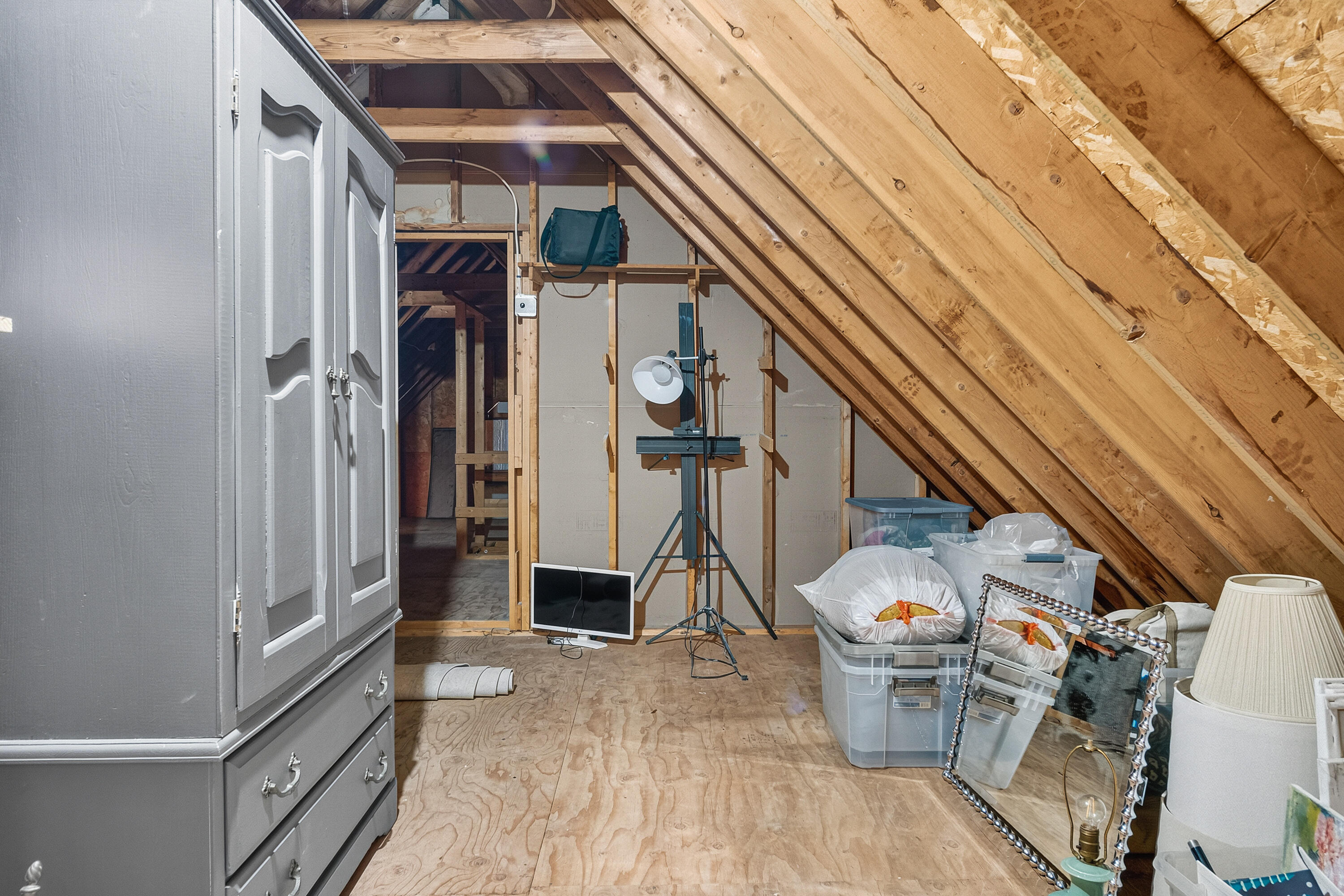 main property photo 59