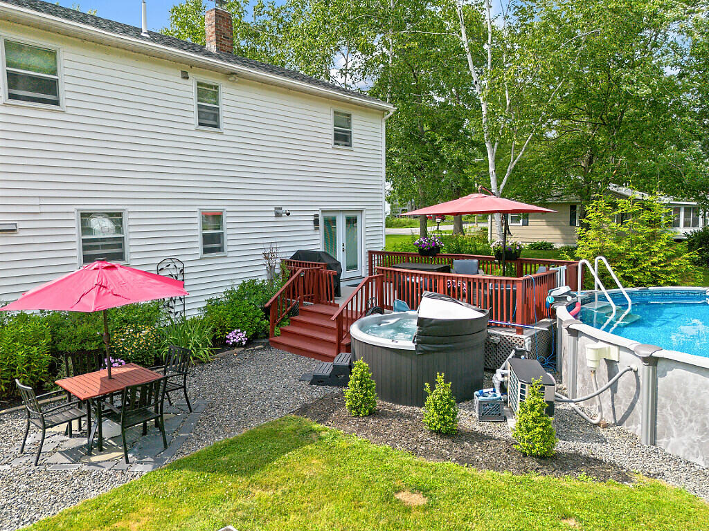 main property photo 3