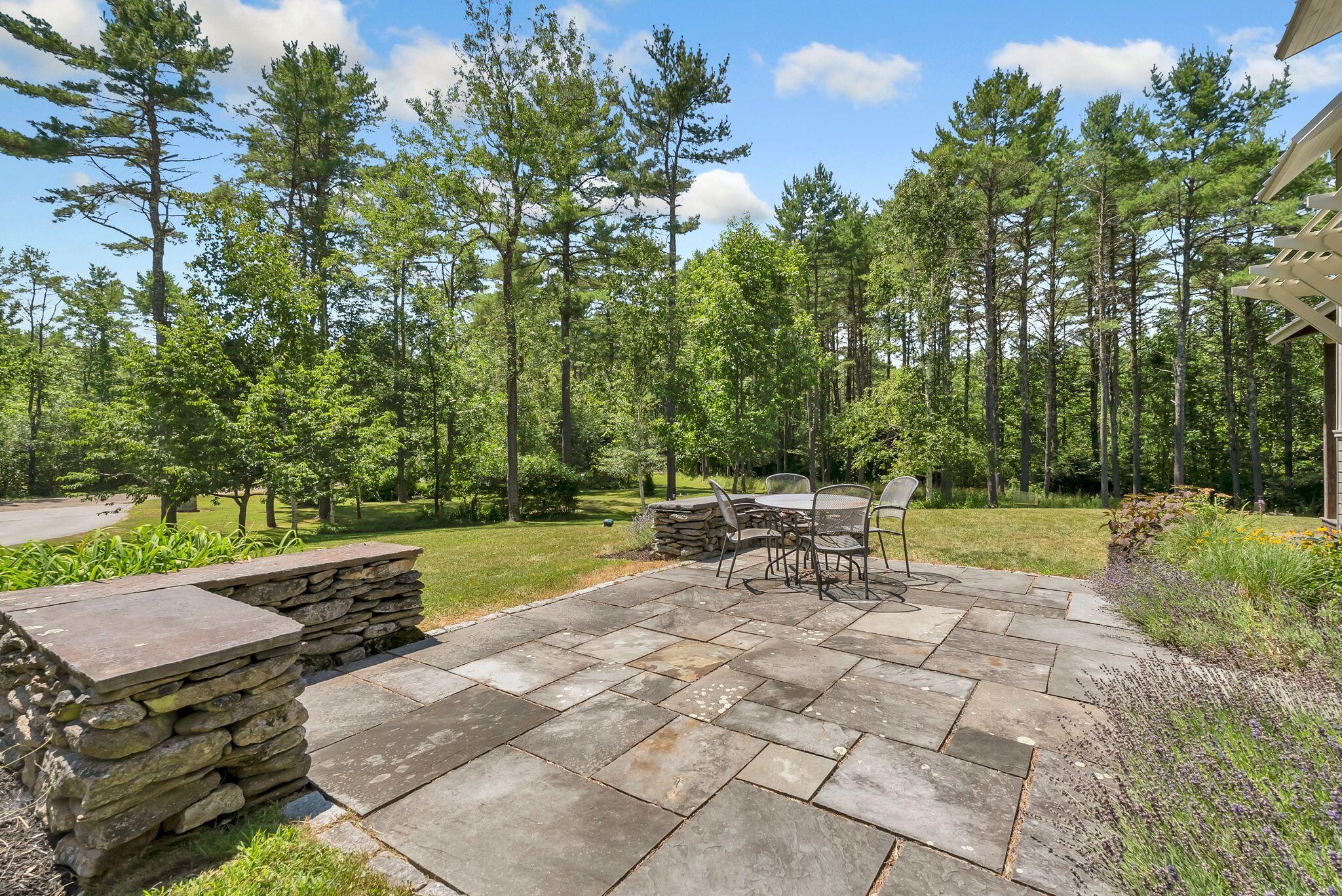 main property photo 49