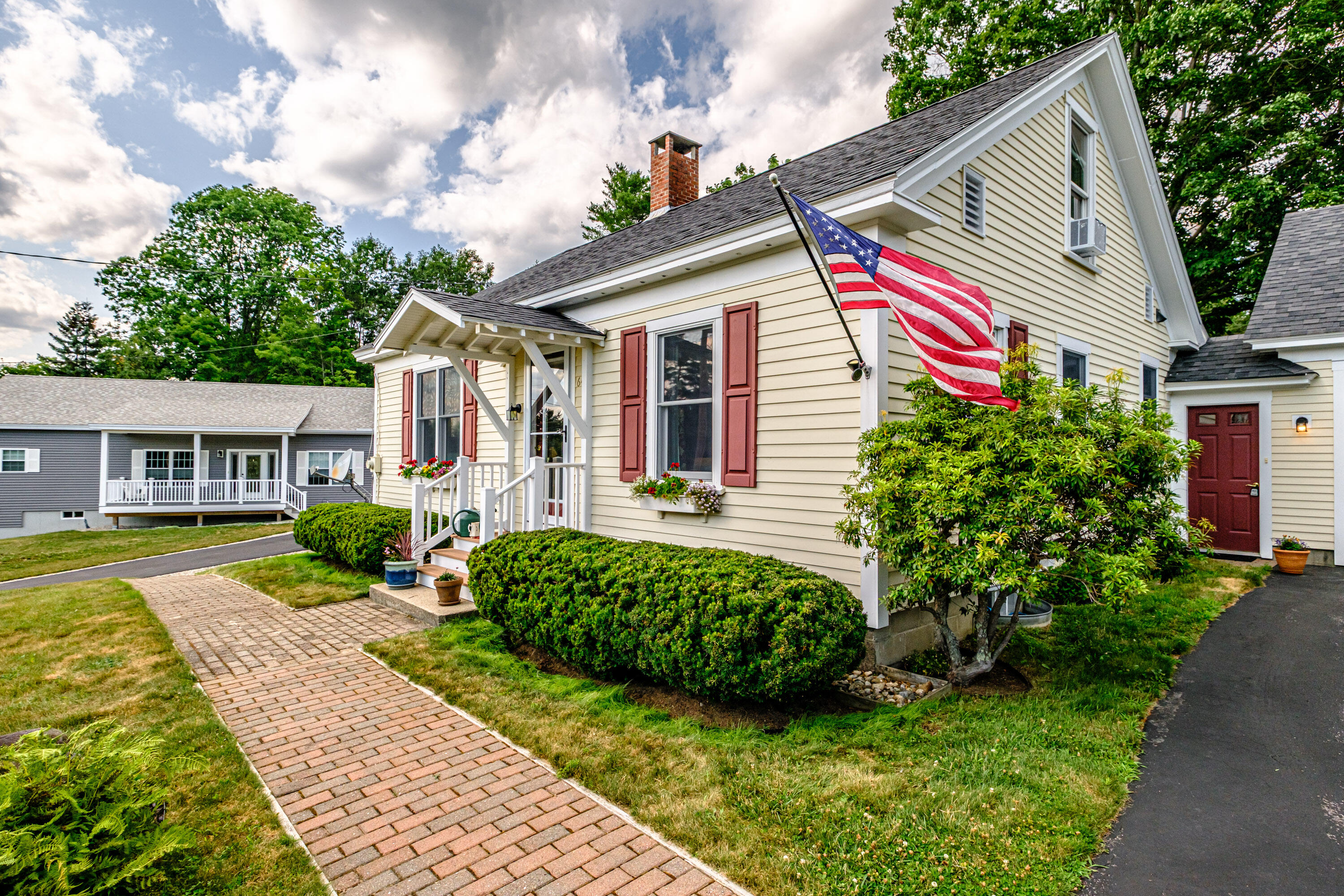 main property photo 3