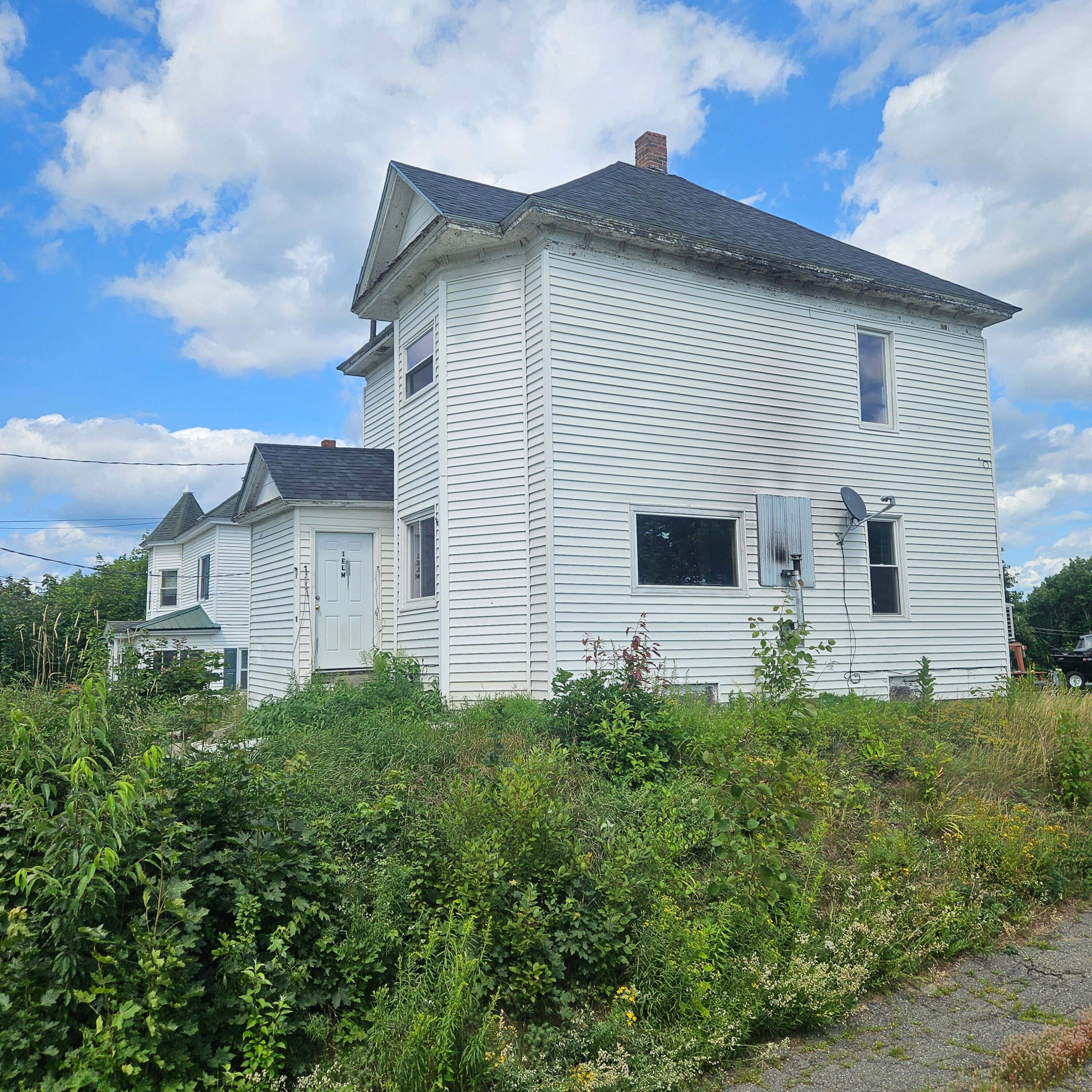 main property photo 2