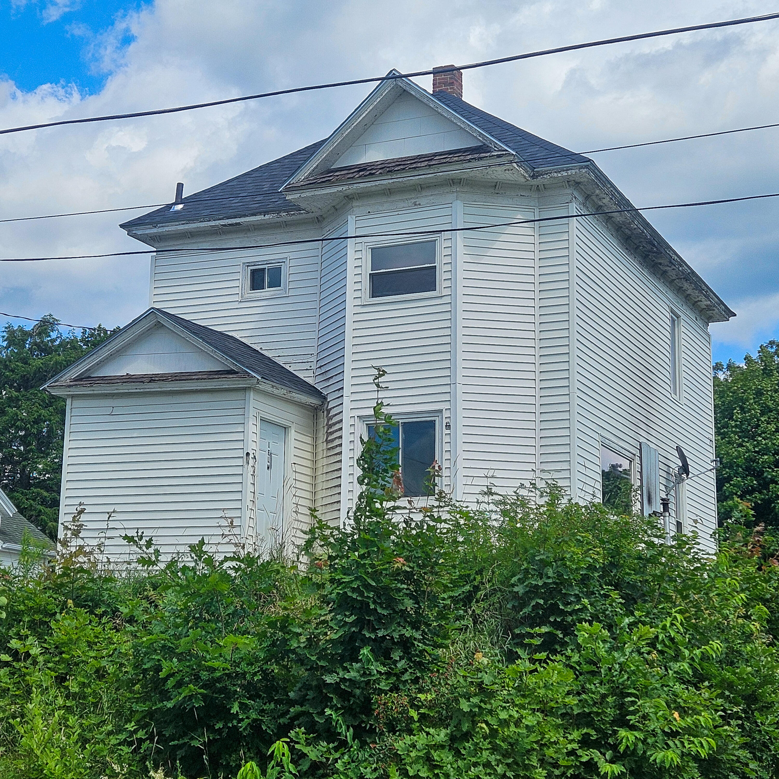 main property photo 3