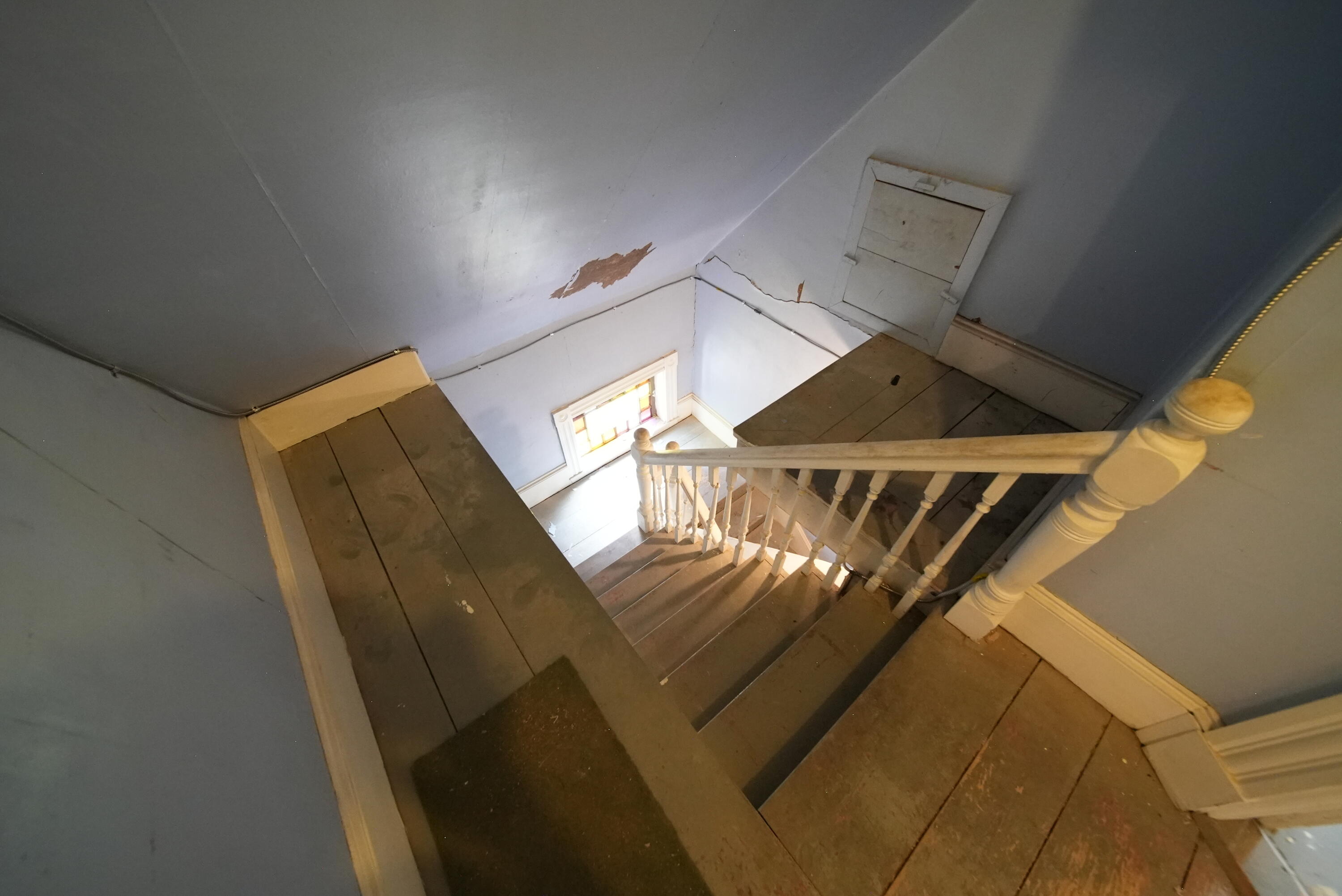 main property photo 59