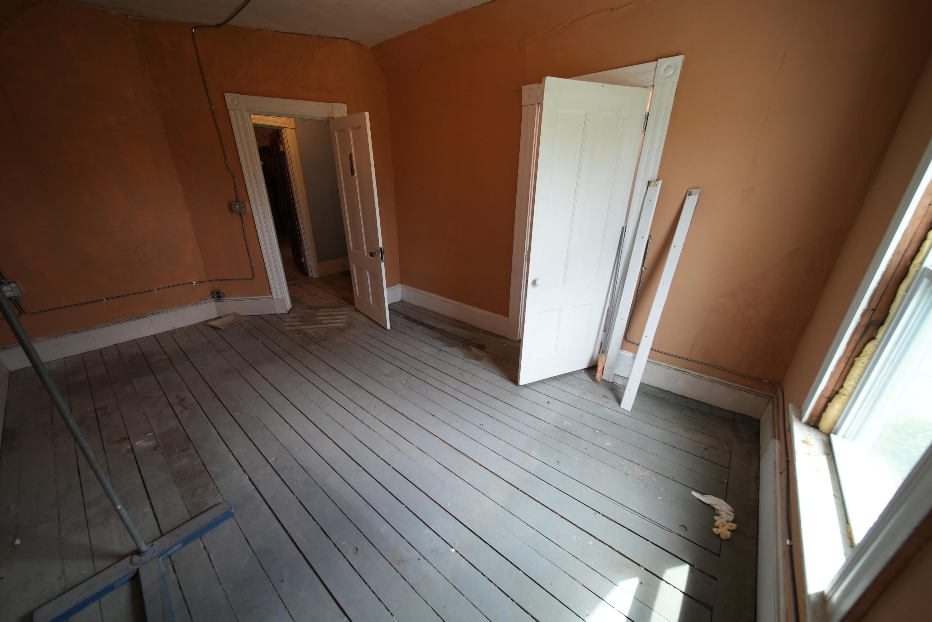main property photo 60