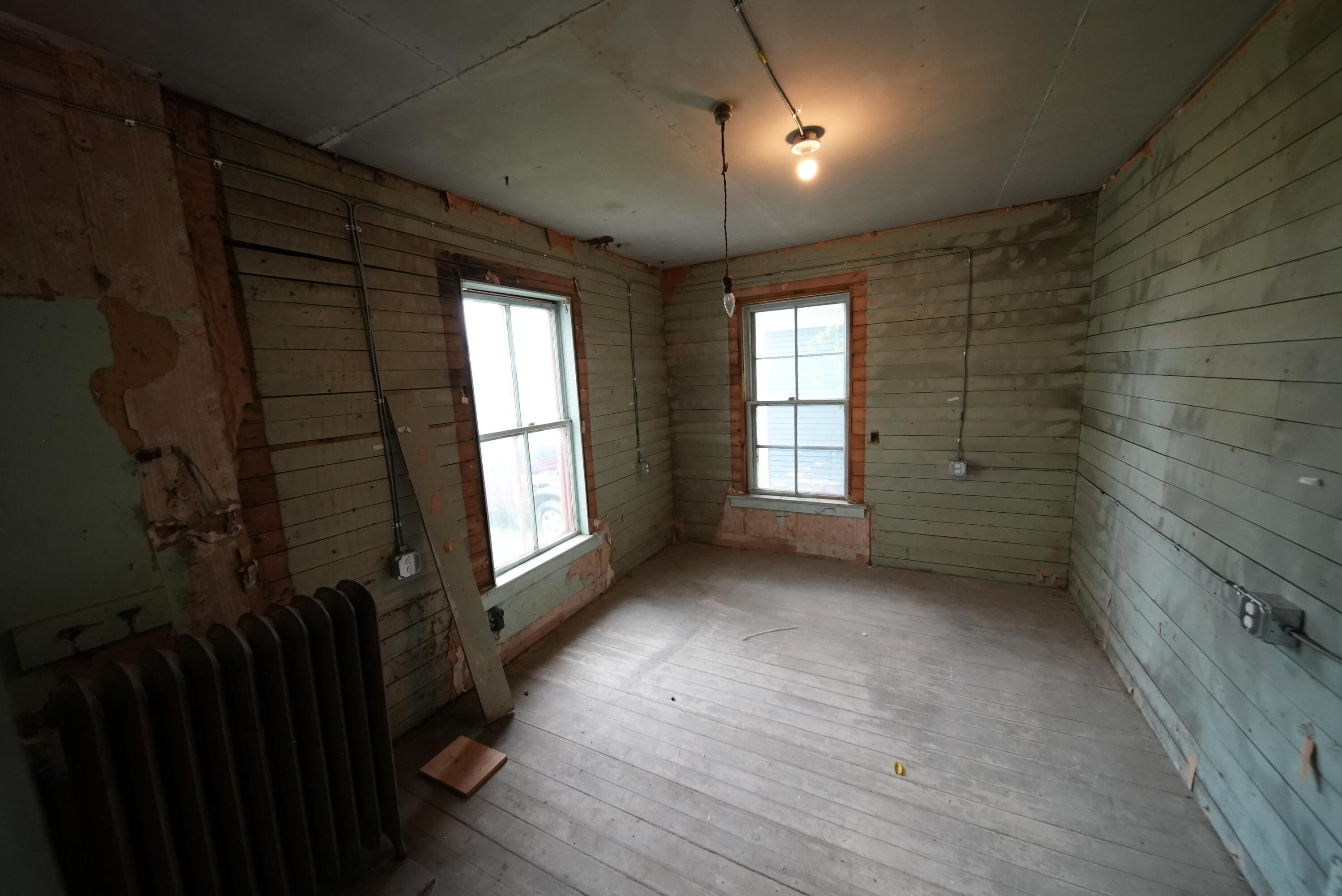 main property photo 77