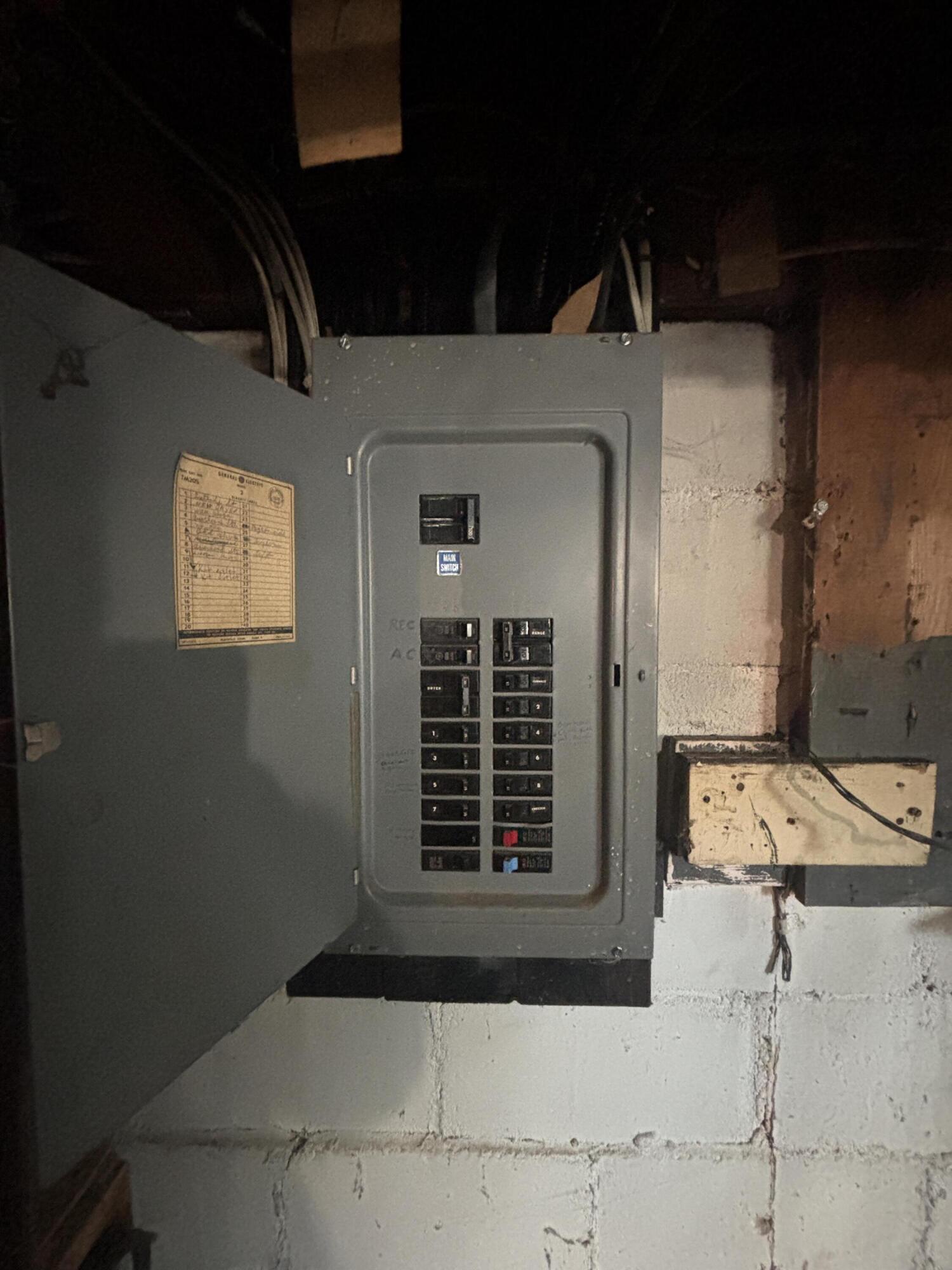 main property photo 18
