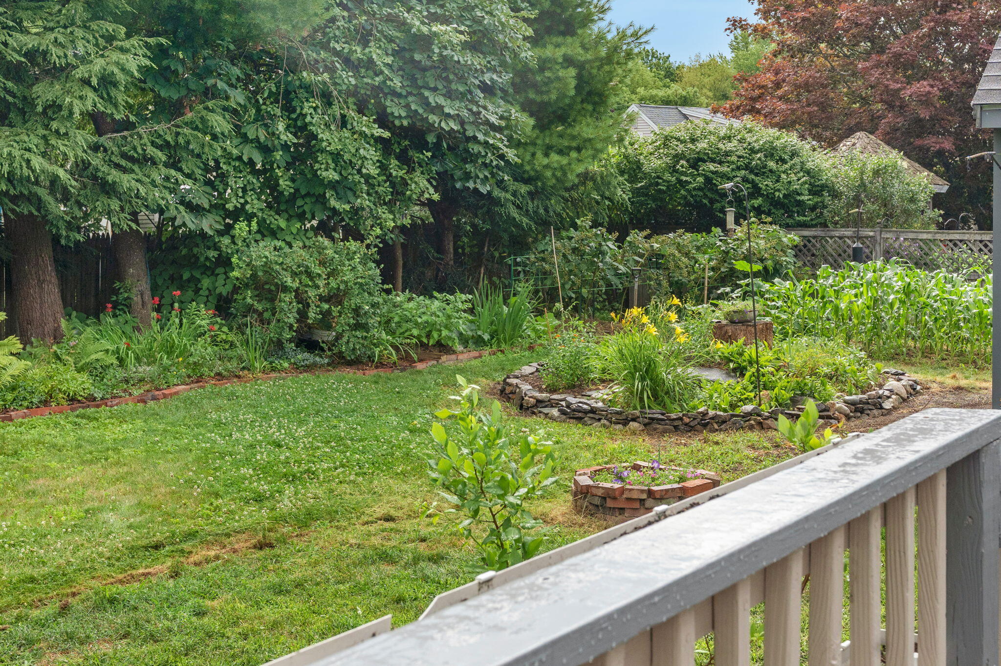 main property photo 45