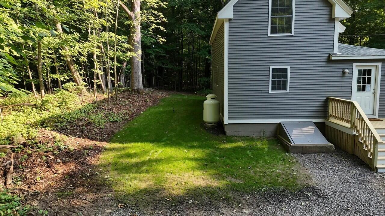 main property photo 65