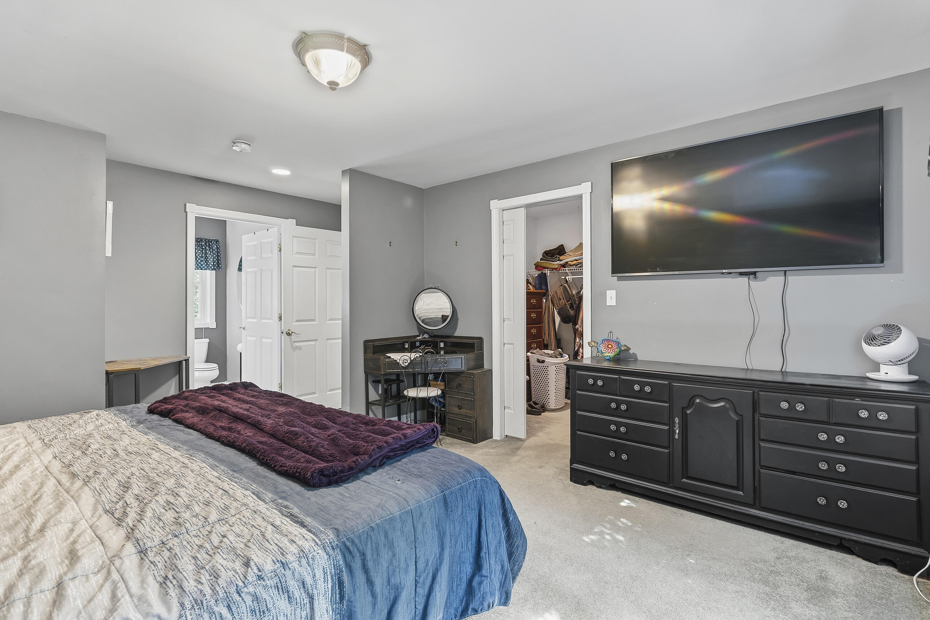 main property photo 50
