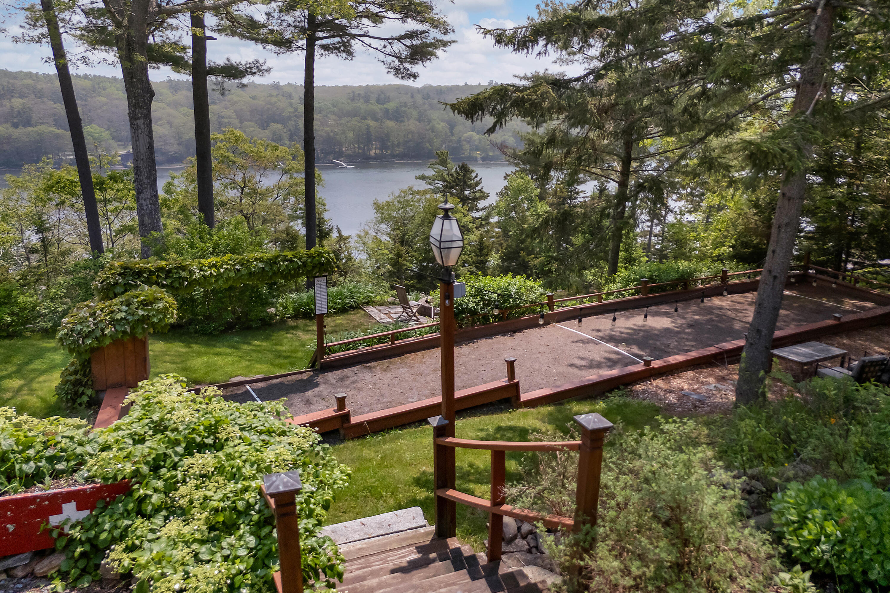 main property photo 41