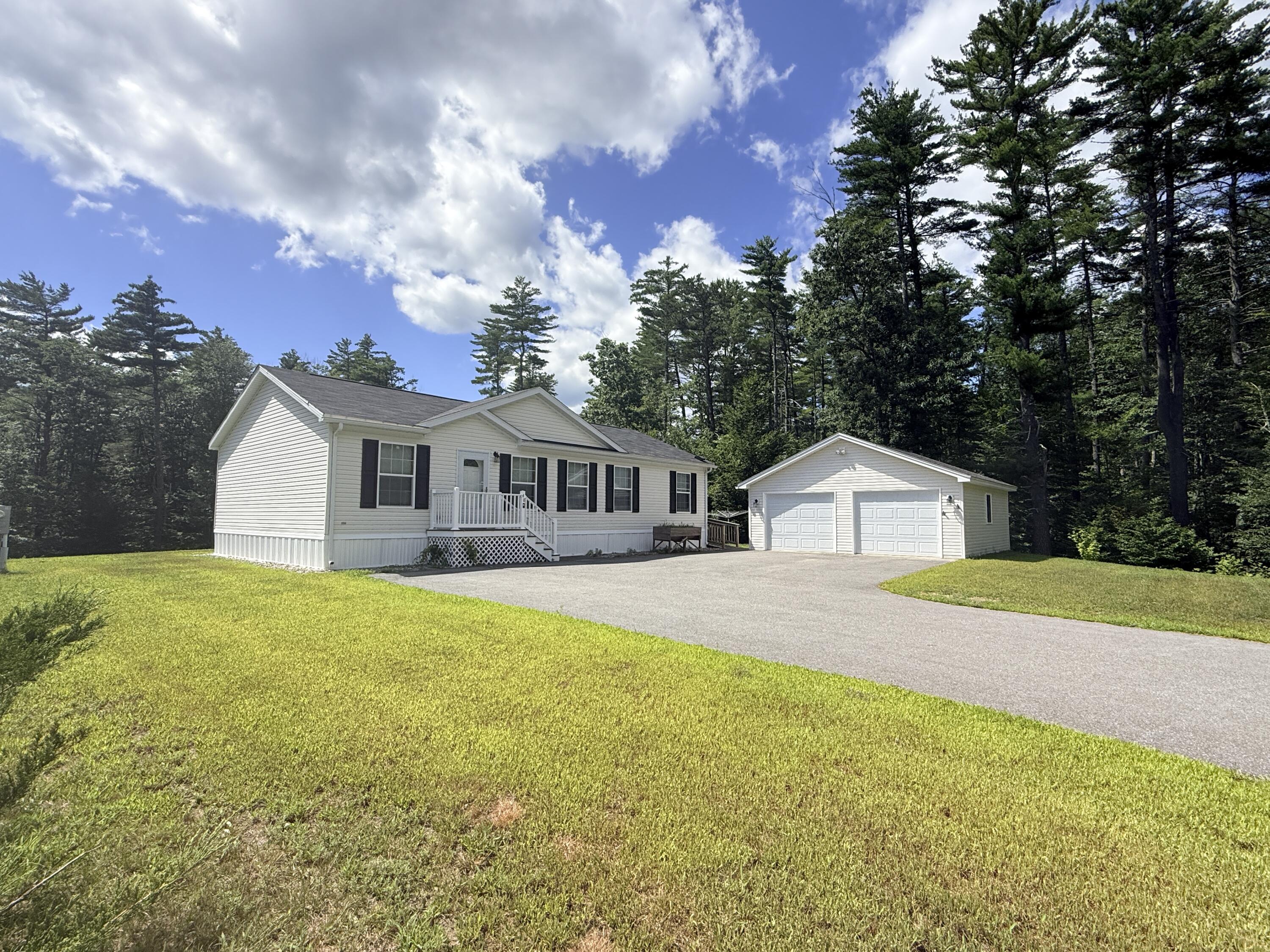 main property photo 23