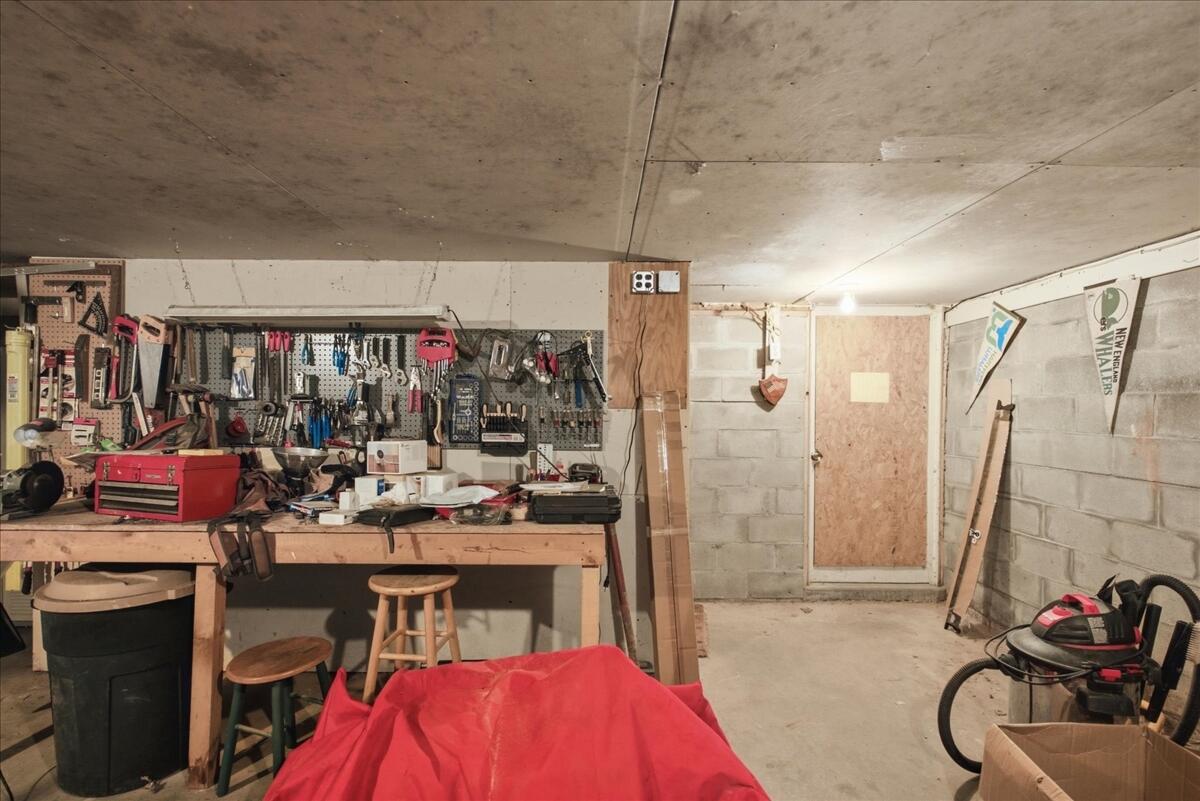 main property photo 66