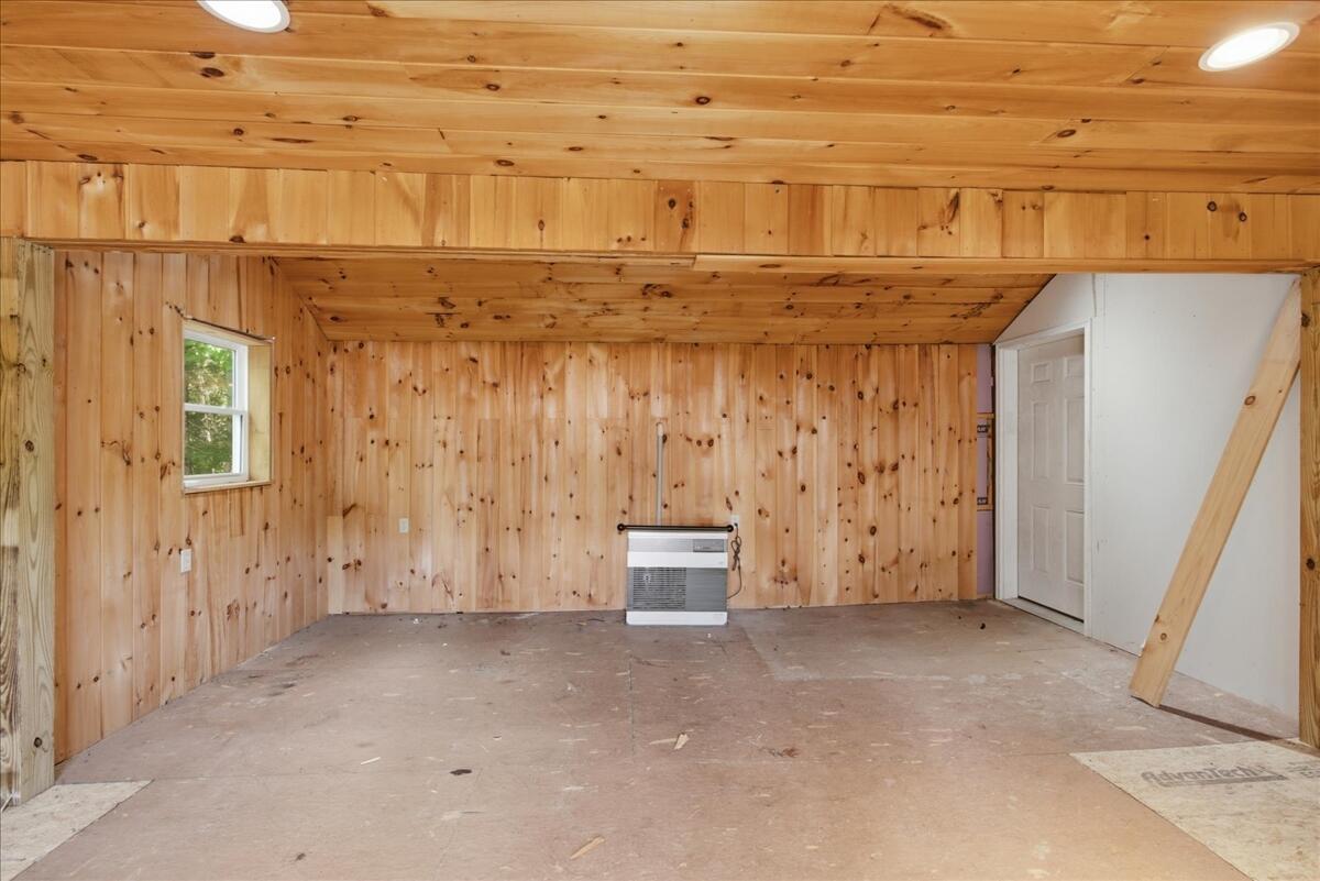 main property photo 71