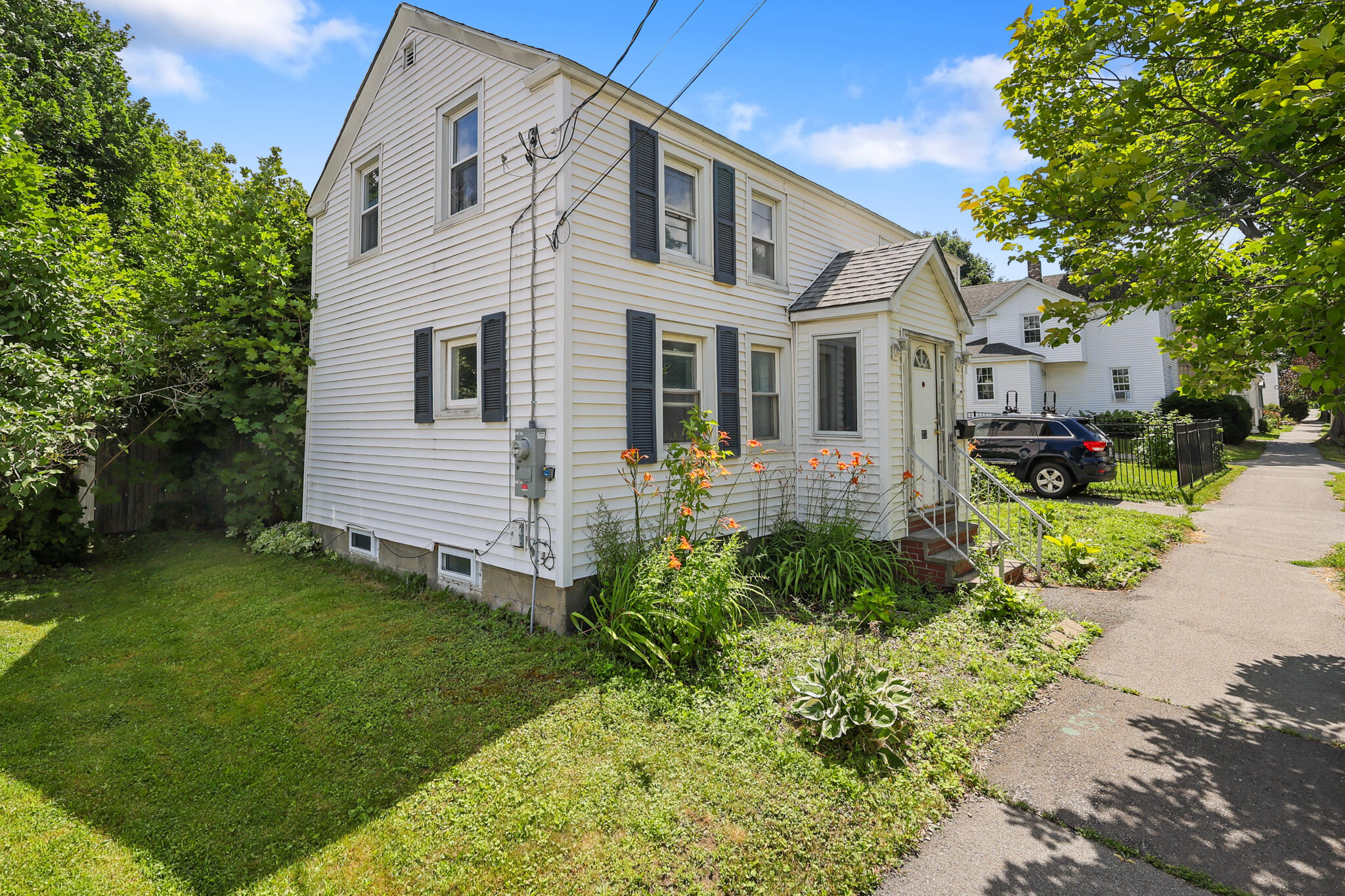 main property photo 31