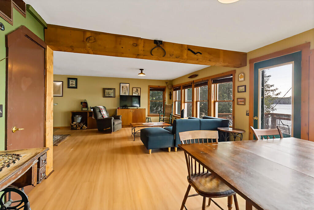 main property photo 35
