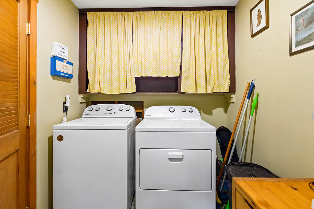 main property photo 50