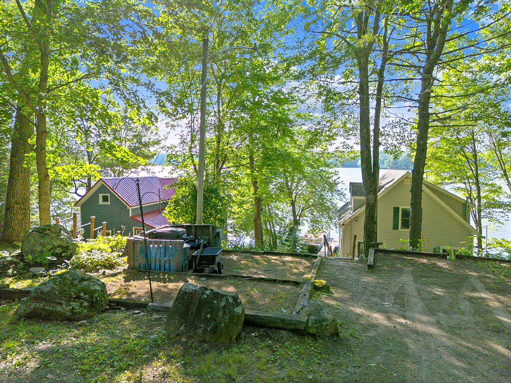 main property photo 9