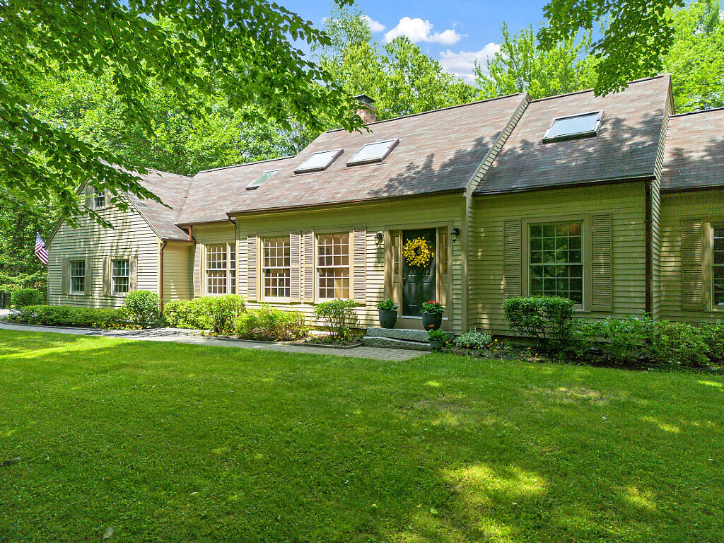 main property photo 3