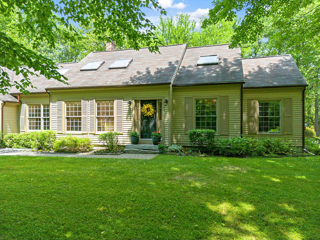 main property photo 5