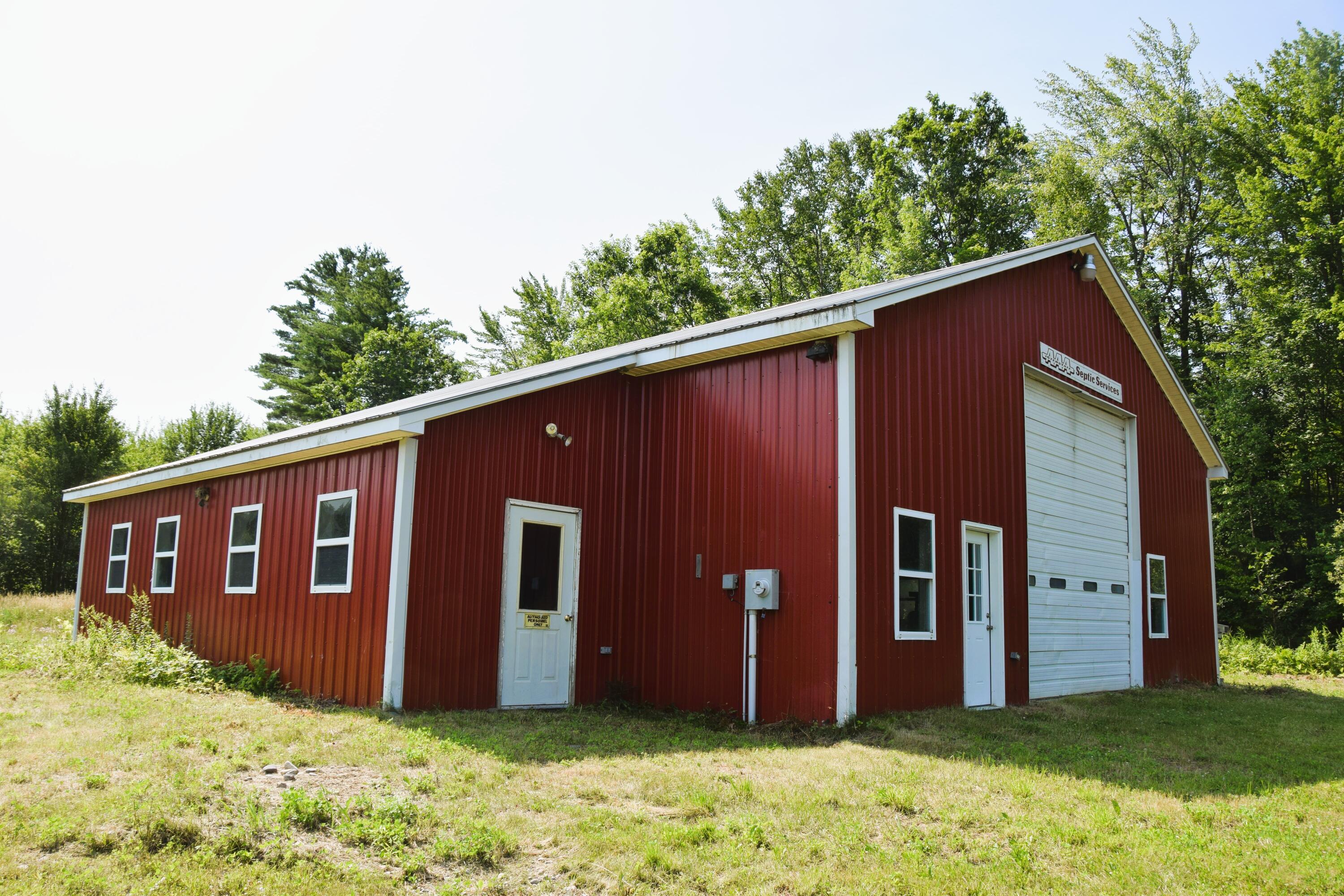 main property photo 25