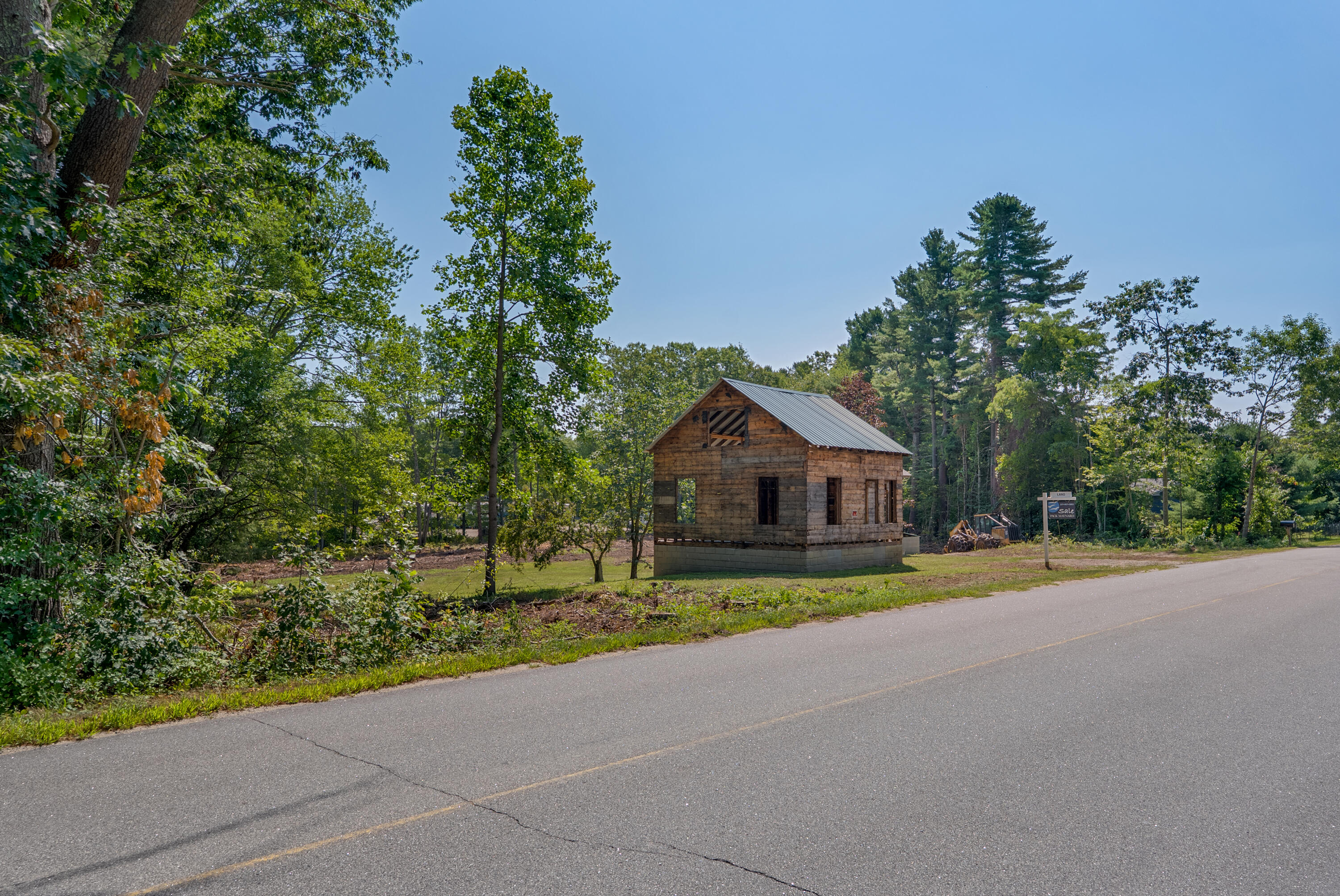 main property photo 7