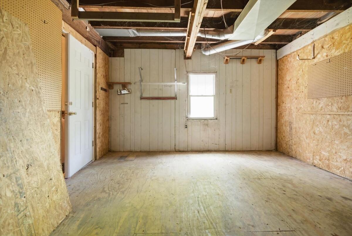 main property photo 64