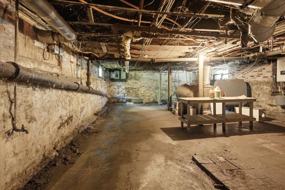 main property photo 66