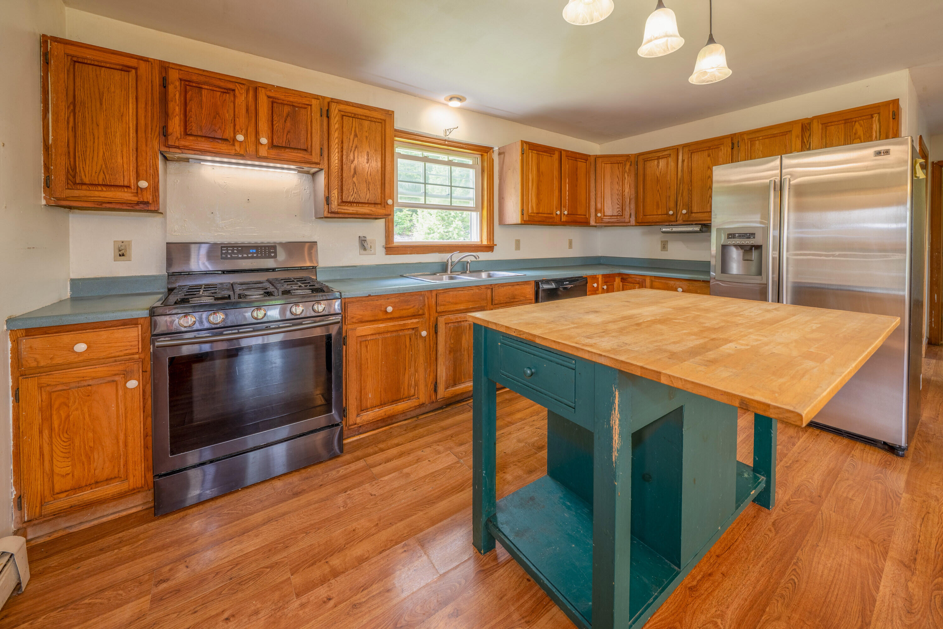 main property photo 9