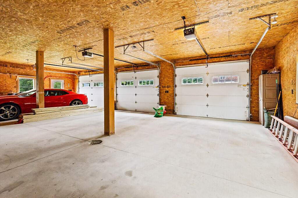 main property photo 102