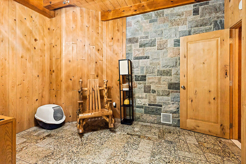 main property photo 63