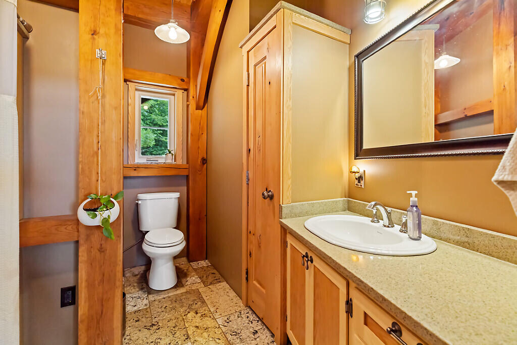 main property photo 66