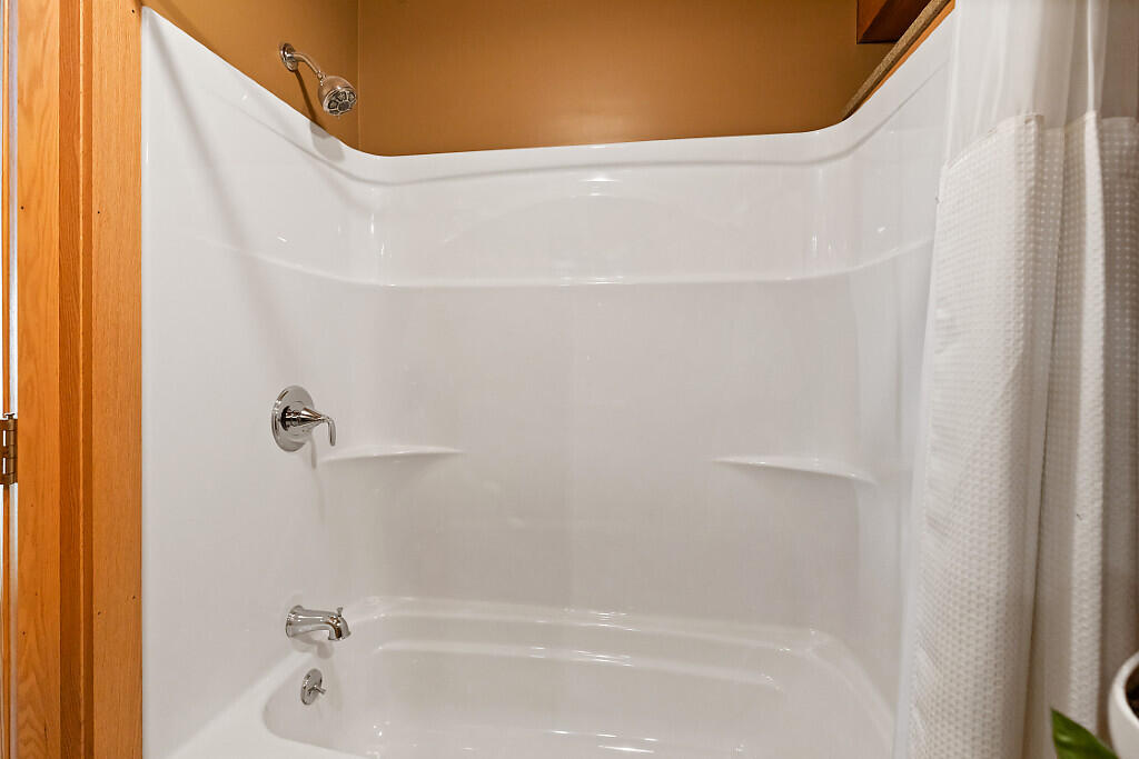 main property photo 68