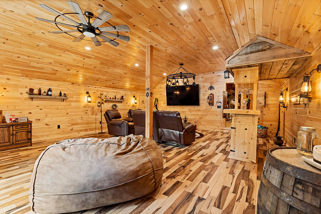 main property photo 72