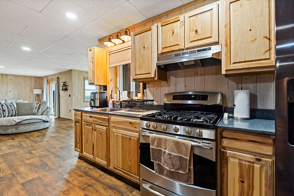 main property photo 83