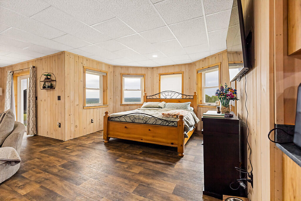 main property photo 86