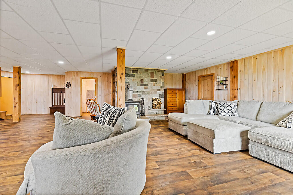 main property photo 88