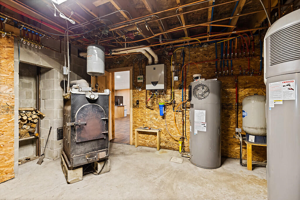 main property photo 98