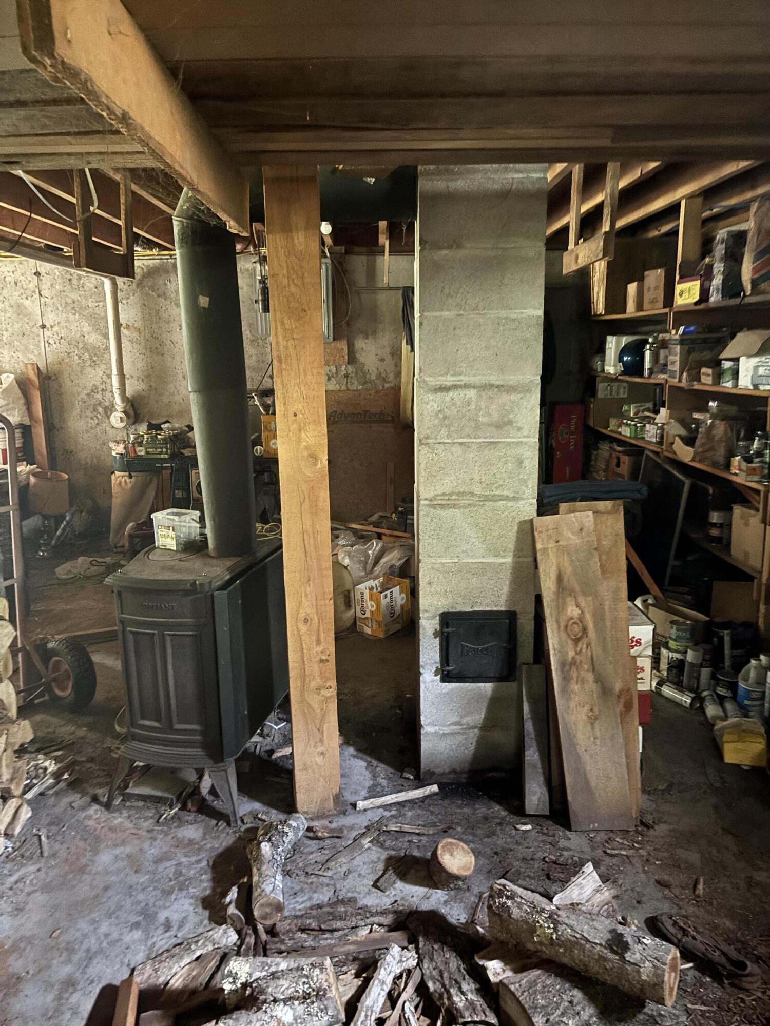 main property photo 31