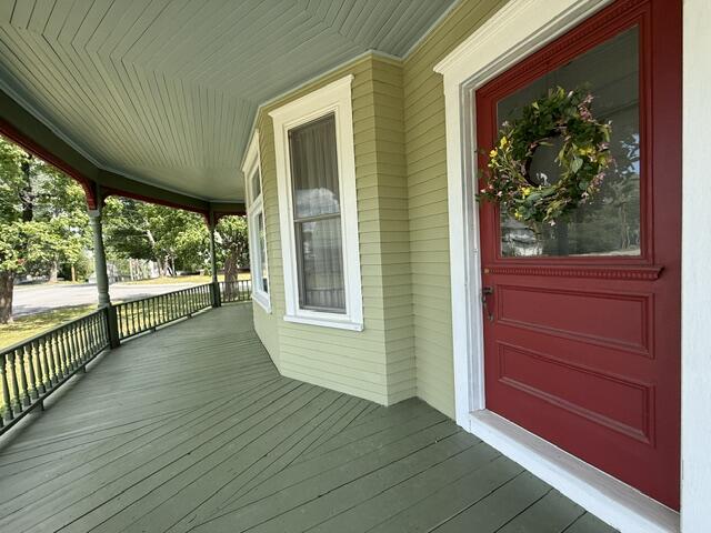 main property photo 9