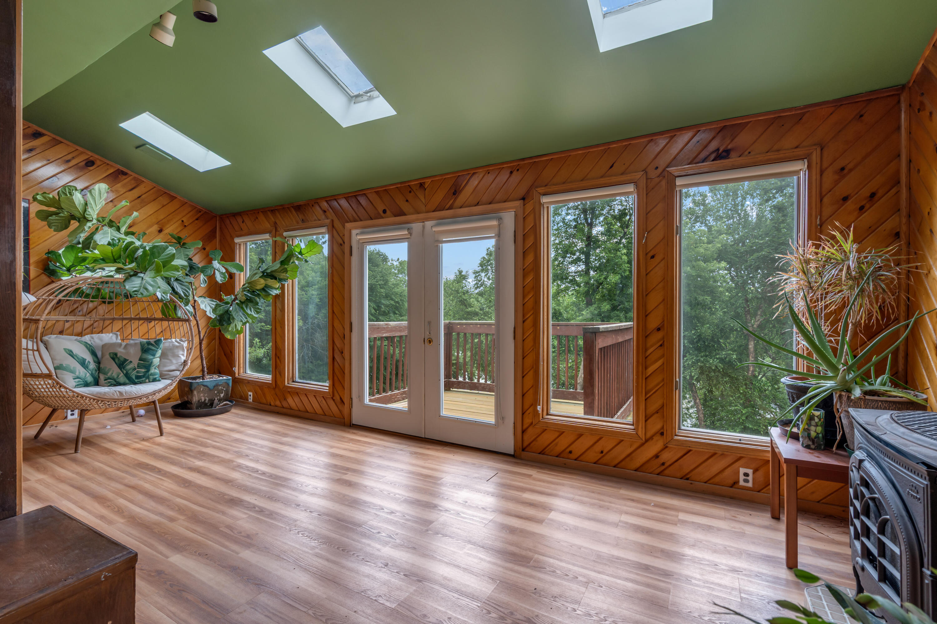 main property photo 21