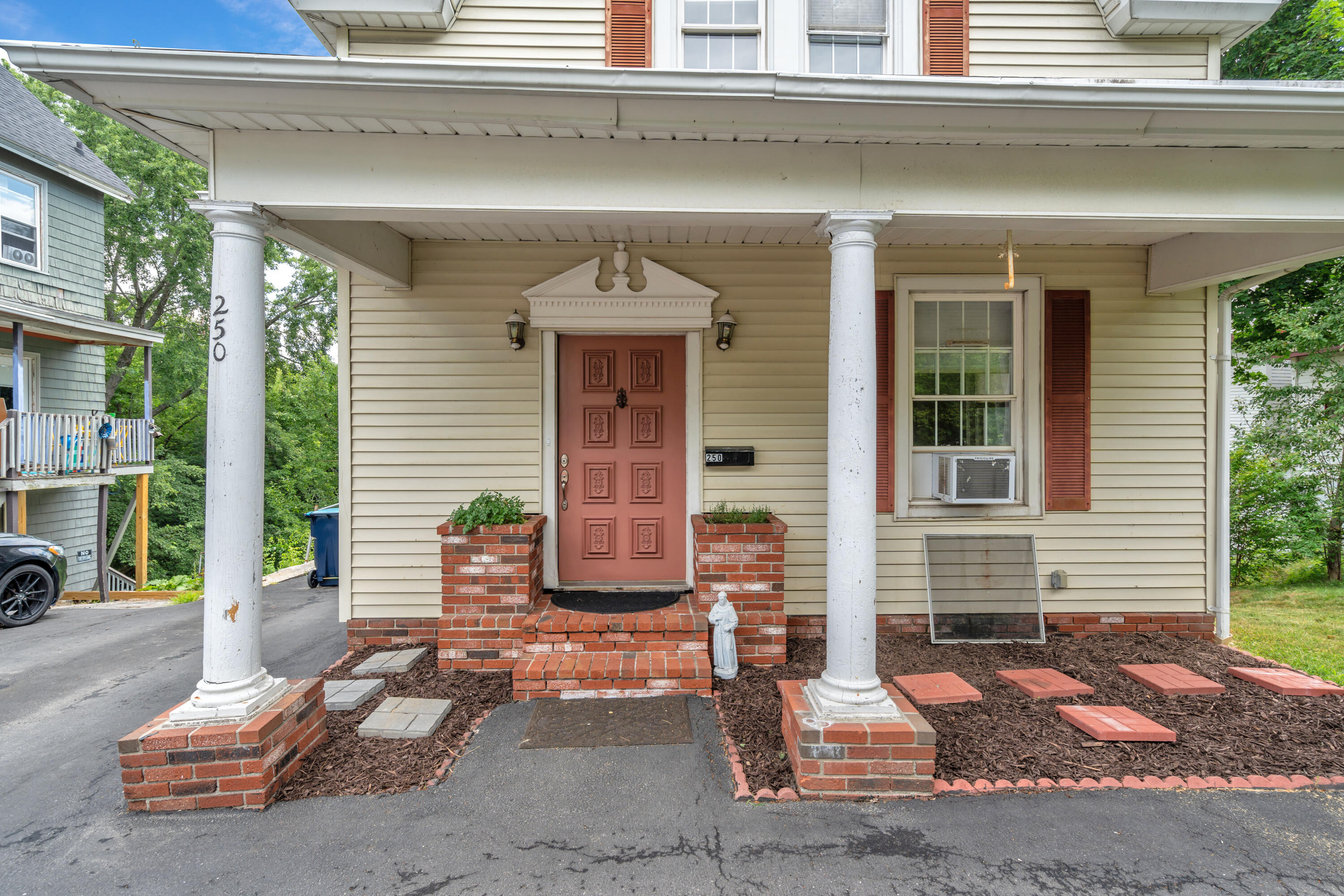 main property photo 60