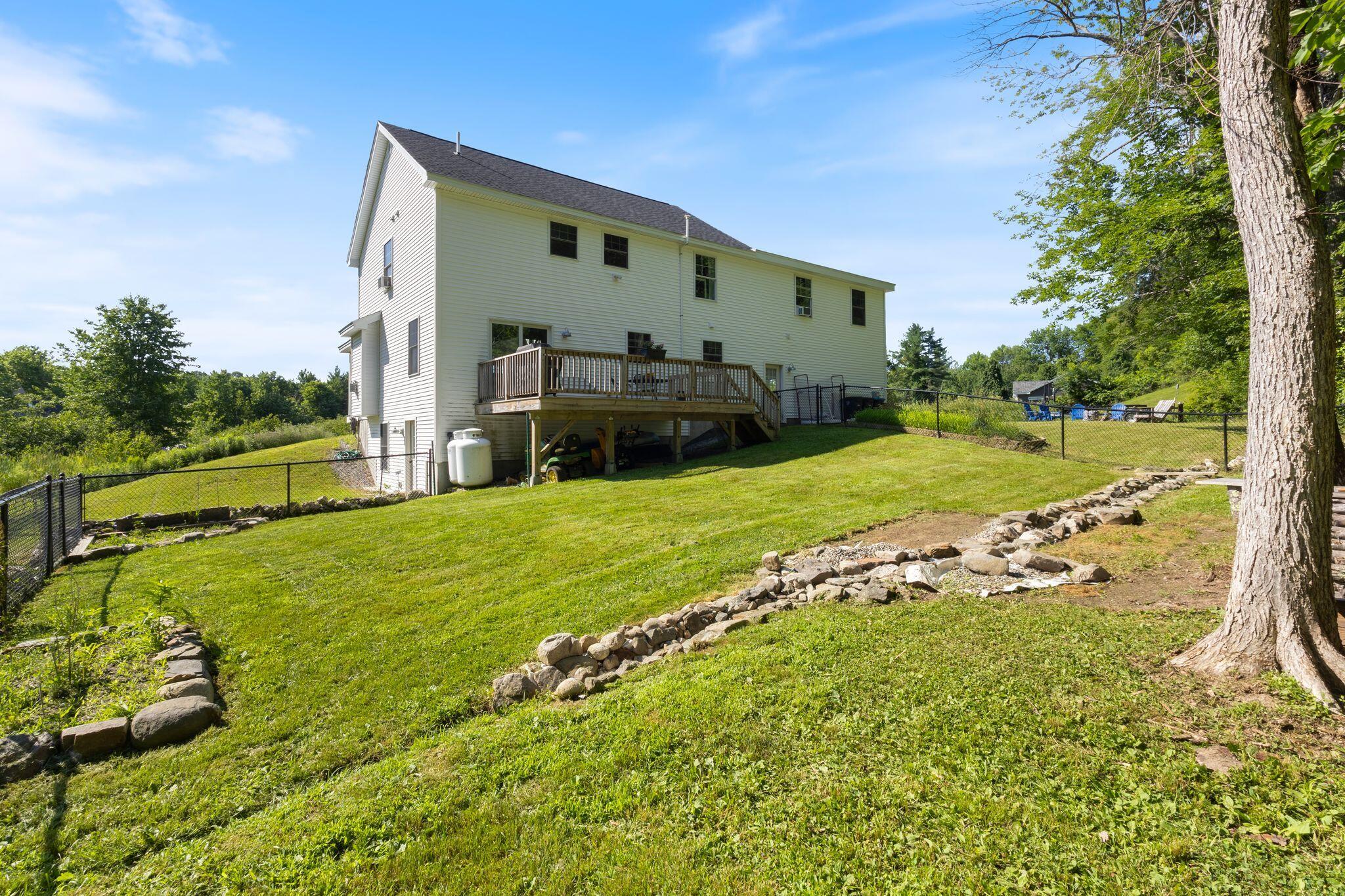 main property photo 54