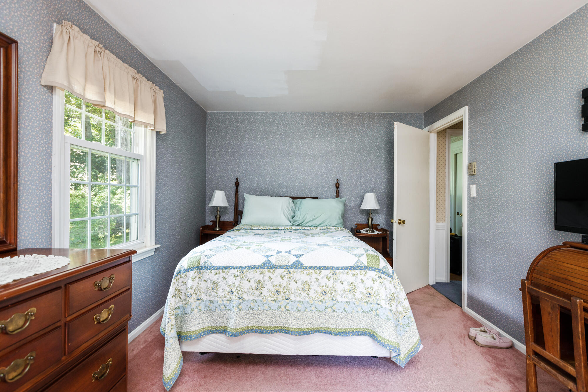main property photo 17