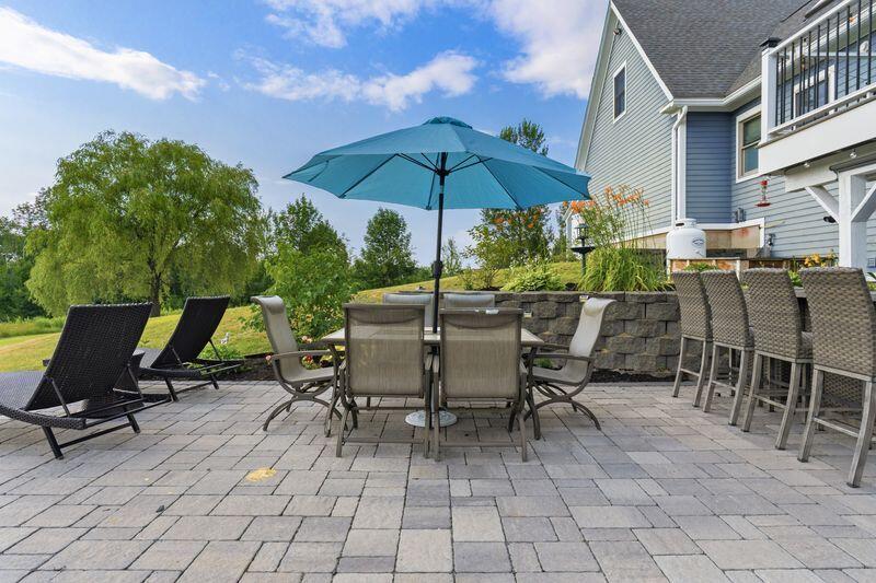 main property photo 66