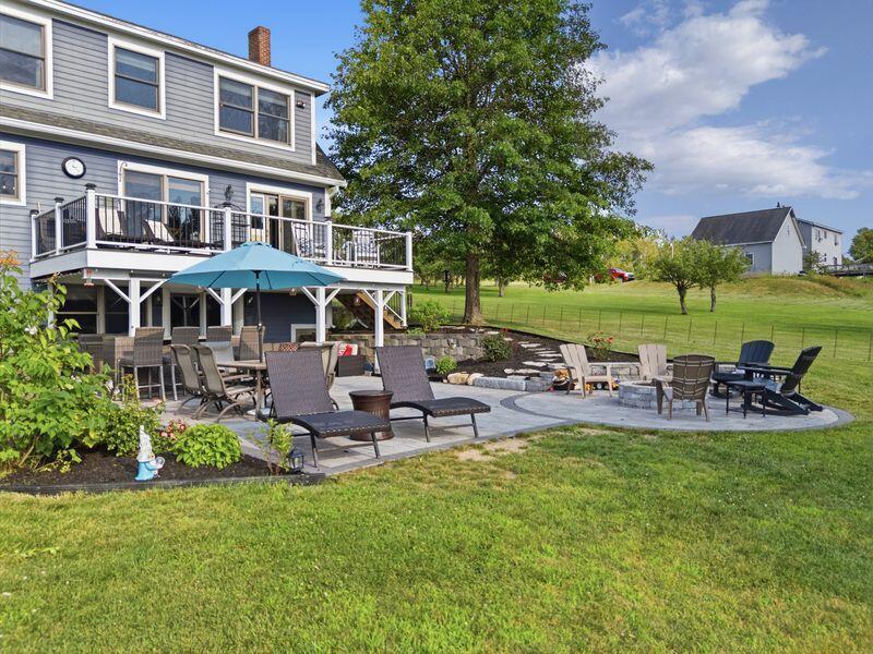 main property photo 74
