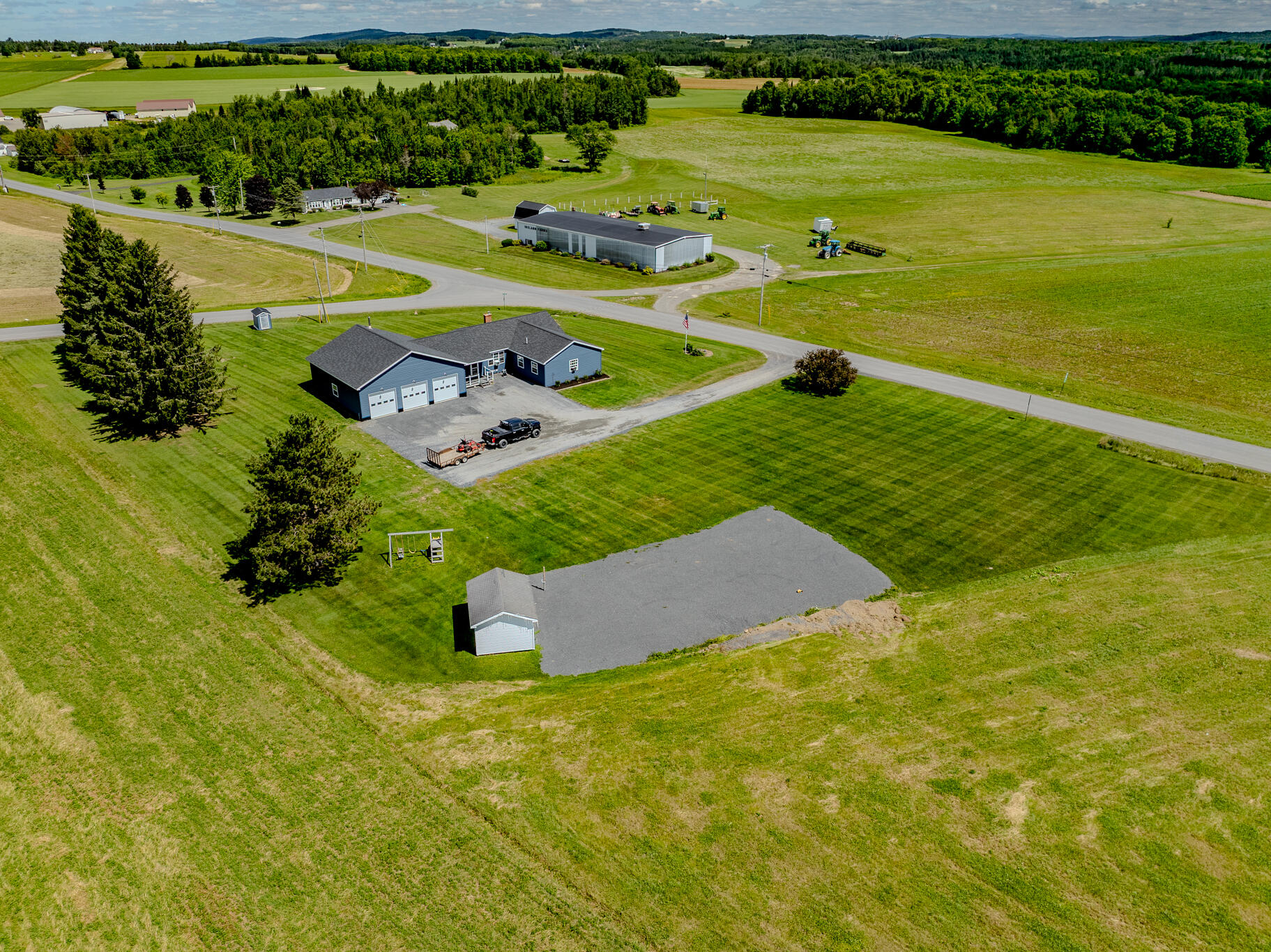 main property photo 35