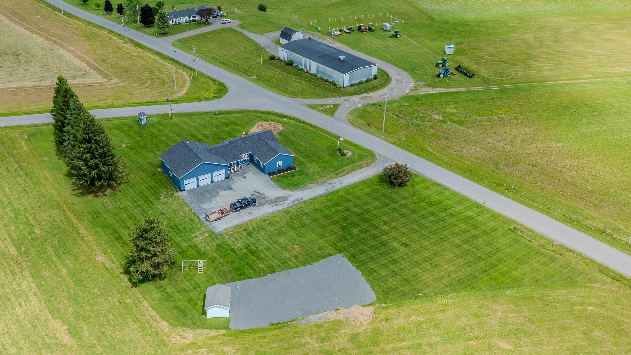 main property photo 50